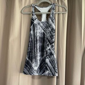 LULU cool racer back tank